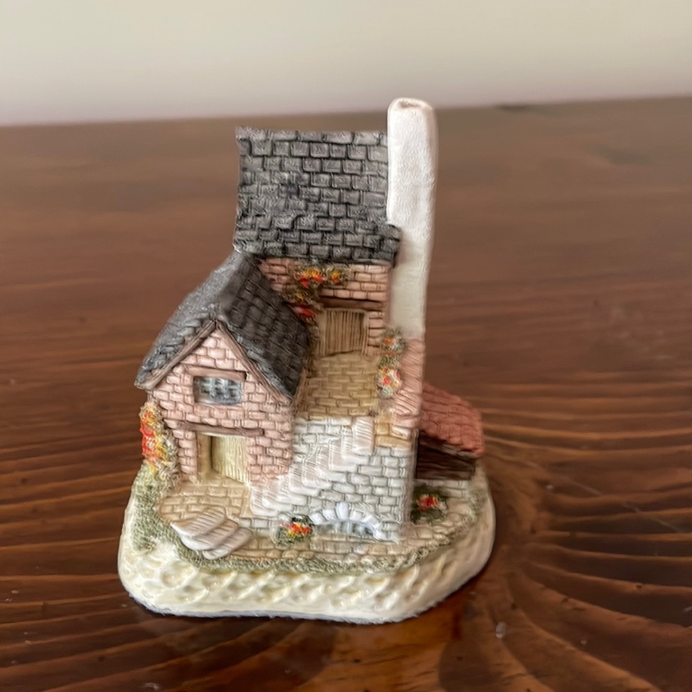 David Winter cottage: The Cobbler